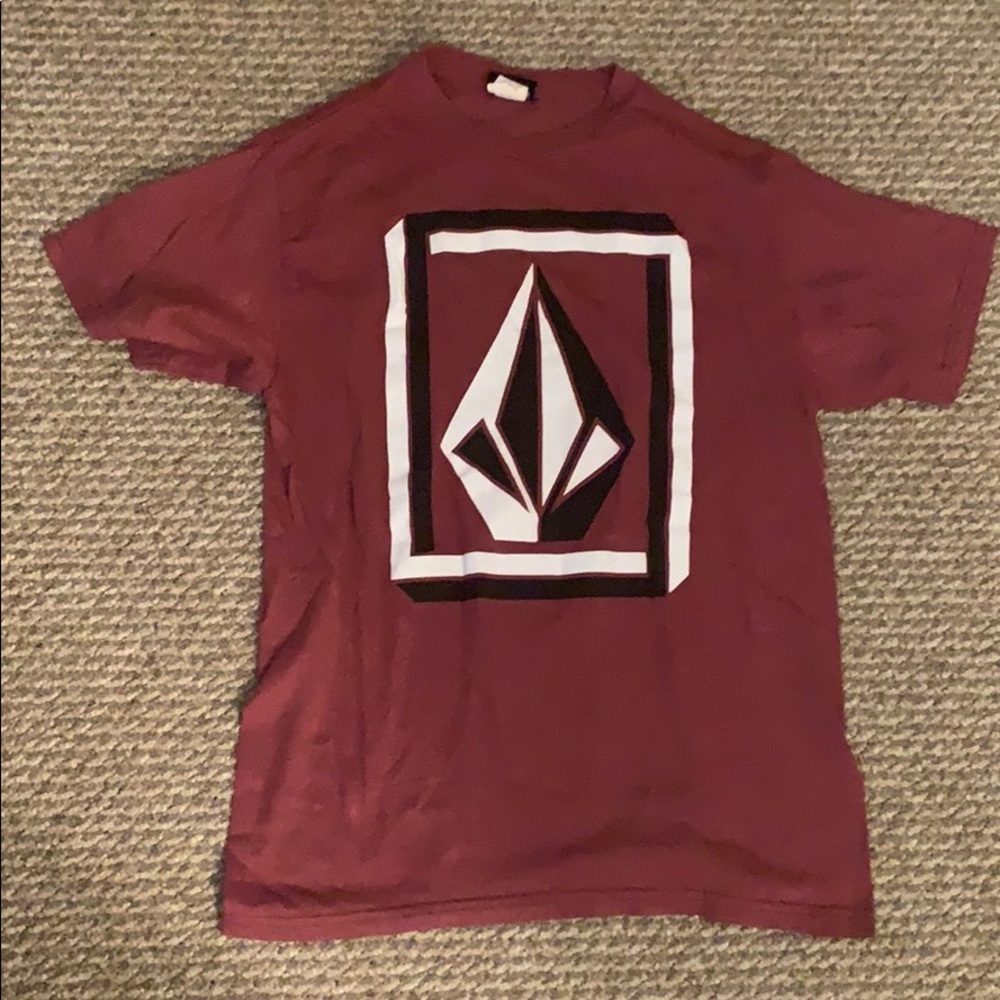 volcom tee